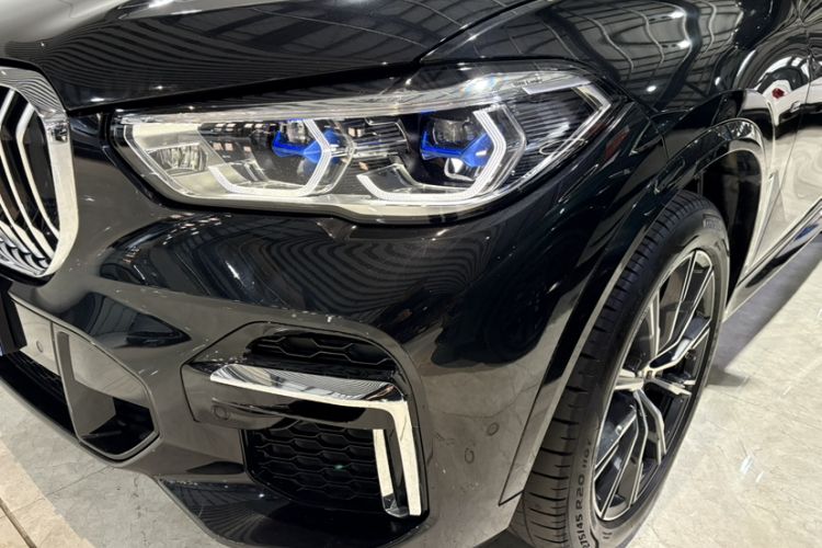 Used BMW X5 2022 Restyled xDrive 30Li Luxury Version M Sport Package