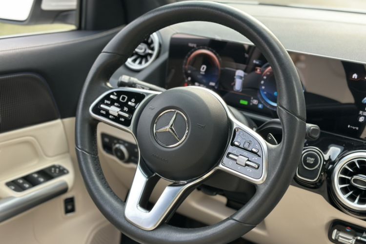 Used Mercedes-Benz EQA 2022 EQA 260
