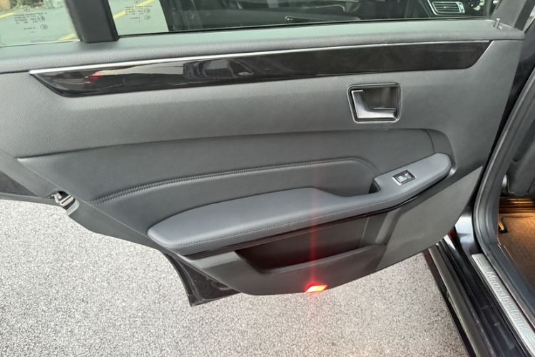 Used Mercedes-Benz E-Class 2015 E 260 L Sport Edition
