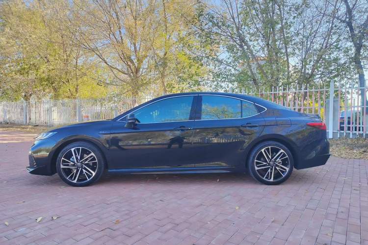 Used Toyota Camry 2024 Dual-Motor 2.0HS Sport Edition
