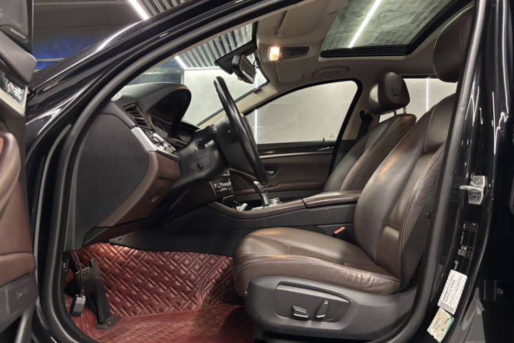 Used BMW 5 Series 2017 525Li Luxury Design Package
