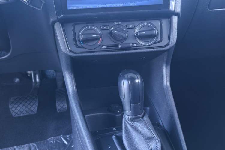 Used Volkswagen Santana 2021 1.5L Automatic Fashion Edition
