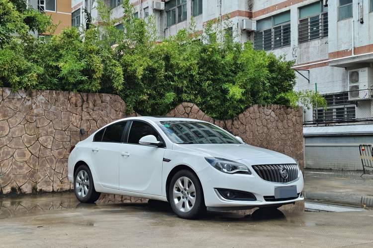 Used Buick Regal 2015 2.0L Leading Fashion Edition
