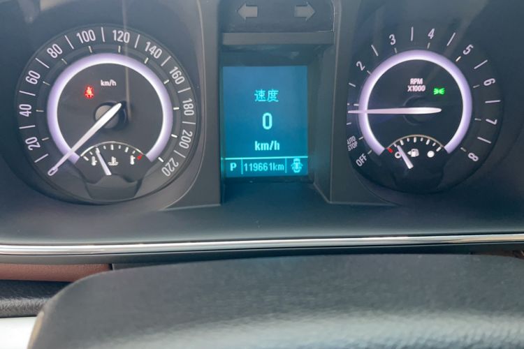 Used Buick GL8 2018 28T Luxury Model China VI Standard