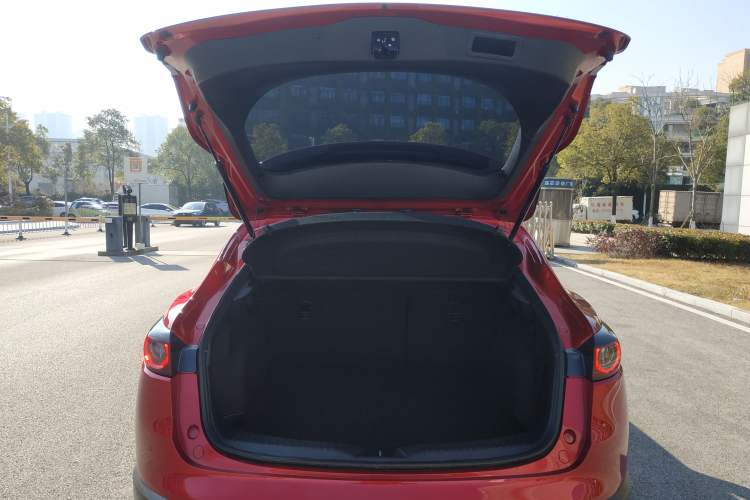 Used Mazda CX-4 2021 2.0L Automatic Two-Wheel Drive Blue Sky Dynamic Edition
