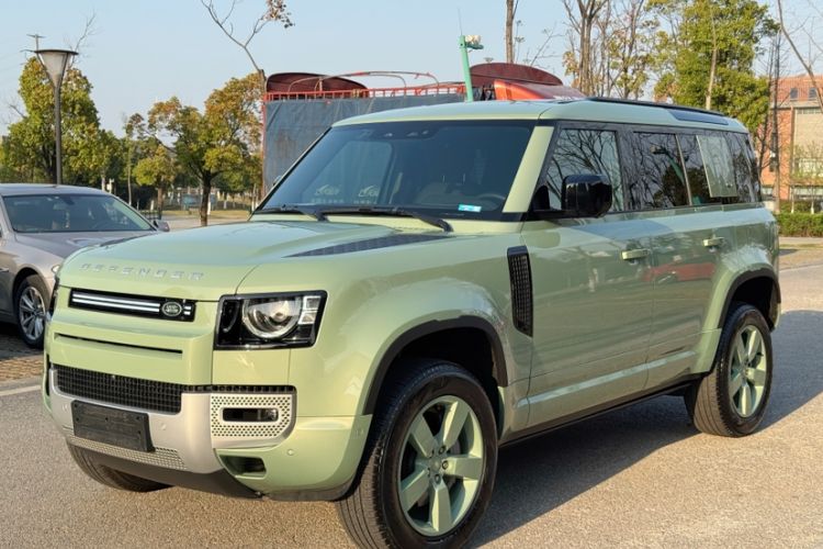 Used Land Rover Defender 2023 110 3.0T P400 75th Anniversary Legend Edition
