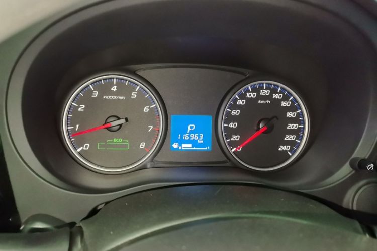 Used Mitsubishi Outlander 2014 2.0L Two-Wheel Drive Sport Value Edition 5 Seats
