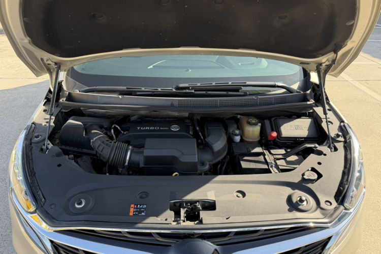 Used Buick GL8 2022 ES Land Cruiser 653T Luxury Model
