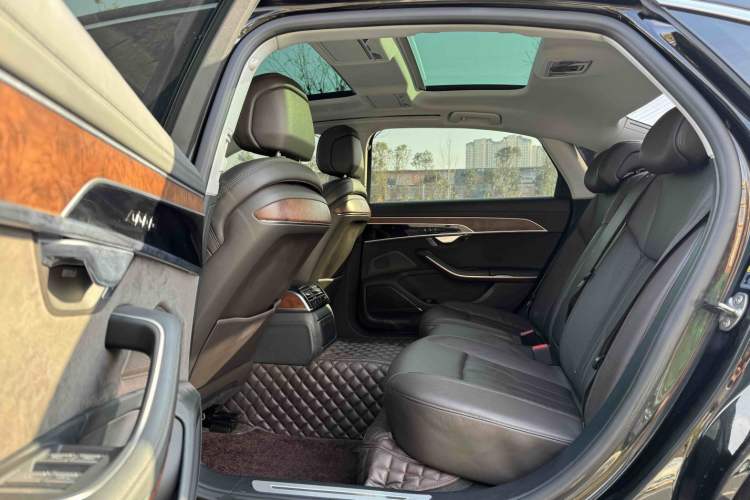 Used Audi A8 2019 Plus A8L 55 TFSI quattro Luxury Model
