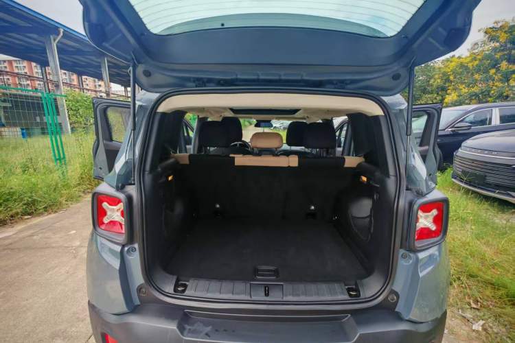 Used  Renegade 2016 1.4T Automatic Jingneng Edition
