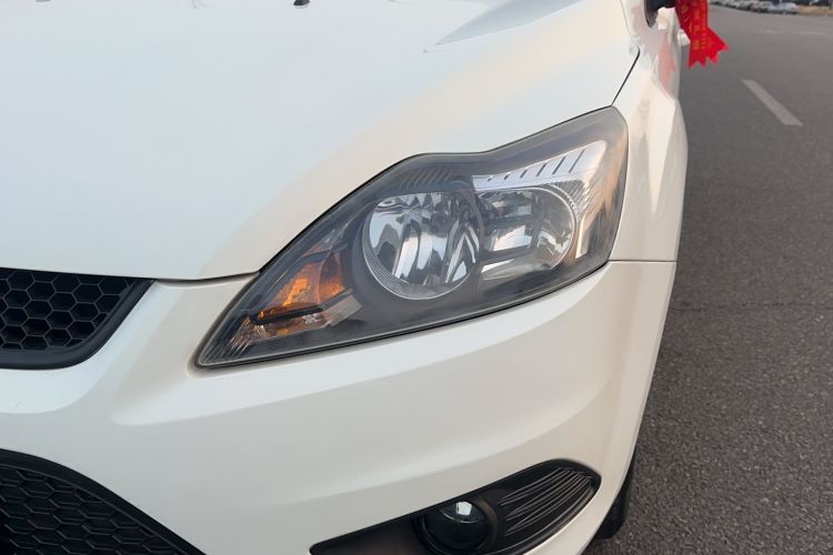 Used Ford Focus 2013 Hatchback Classic 1.8L Automatic Base Model