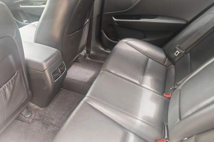 Used Hyundai Mistra 2014 1.8L Automatic Smart GLS
