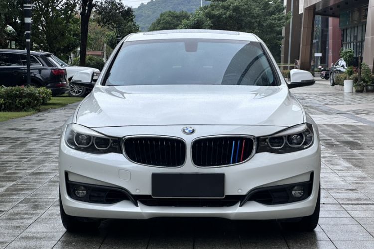Used BMW 3 Series GT 2019 320i Sport Edition
