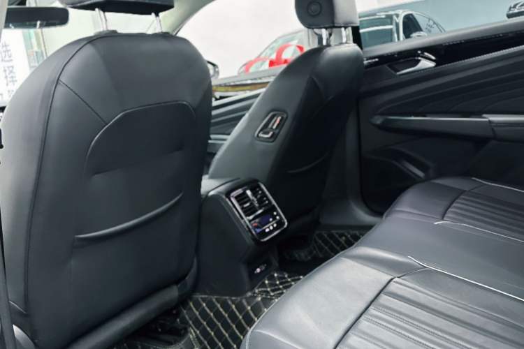 Used Volkswagen Passat 2022 330TSI Starry Elite Edition
