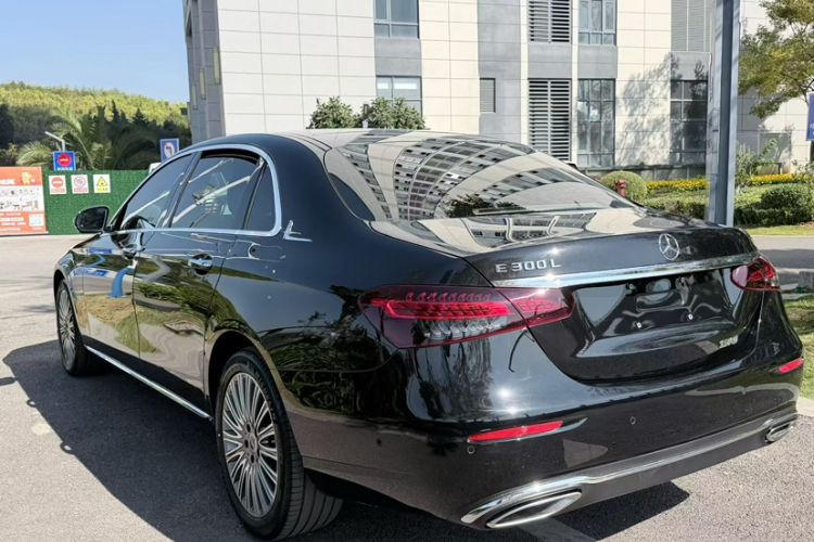 Used Mercedes-Benz E-Class 2021 E 300 L Stylish Model
