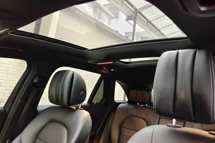 Used Mercedes-Benz GLC 2020 GLC 300 L 4MATIC Dynamic Edition
