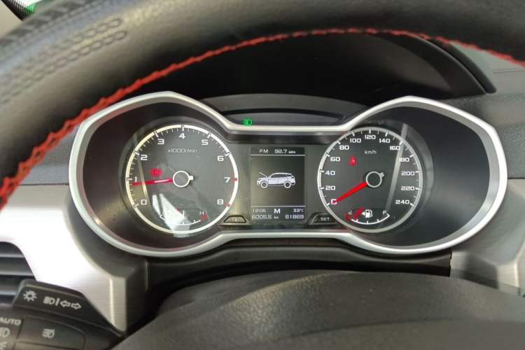 Used Geely Auto Emgrand X7 Sport 2016 2.0L Manual ZhiShang Version