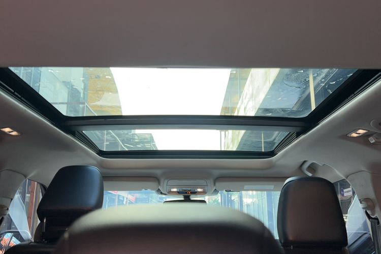 Used Ford Explorer 2020 EcoBoost 285 4x4 Titanium Edition 7-Seater
