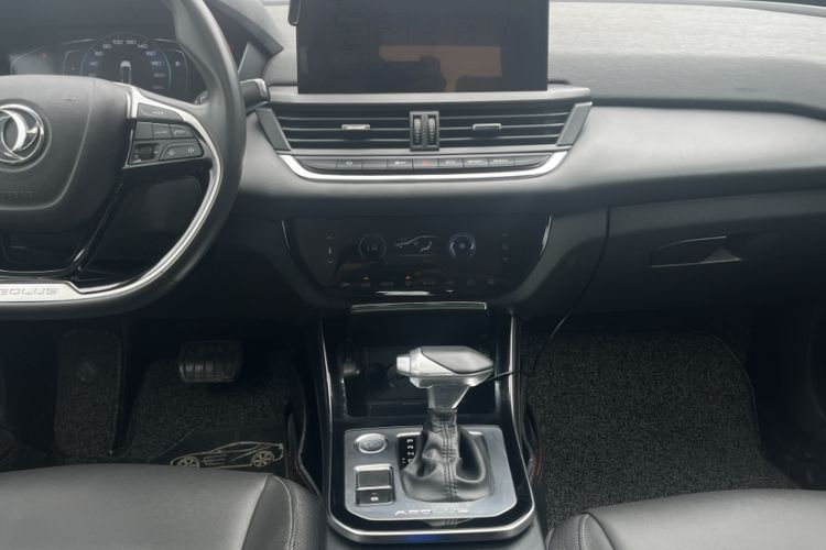 Used Dongfeng Aeolus Yixuan 2020 230T Automatic Glare-Proof Dark Knight Edition
