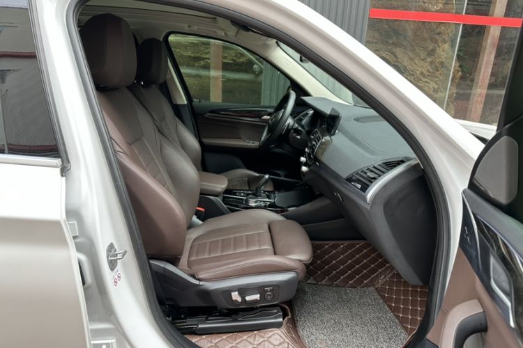 Used BMW X3 2021 xDrive30i Luxury Model with M Sport Package
