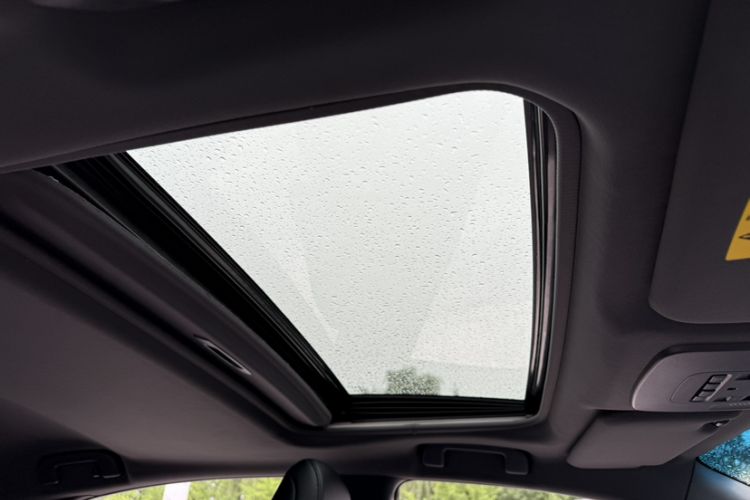 TDK.VehicleDetails.img