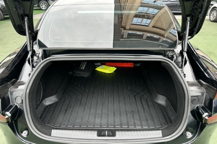 Used XPeng P7 2022 670N+