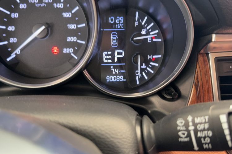 Used Zotye SR9 2017 2.0T Automatic Ultimate Light Edition
