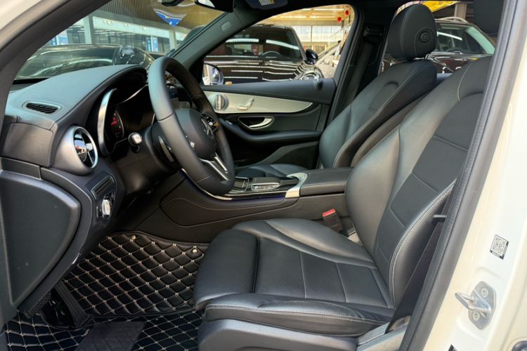 Used Mercedes-Benz GLC 2020 GLC 260 L 4MATIC Dynamic Model