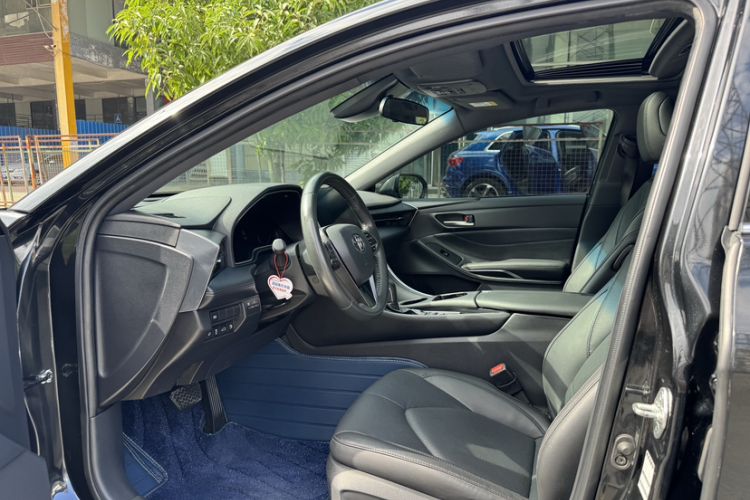 Used Toyota Avalon 2022 Dual-Engine 2.5L Luxury Edition
