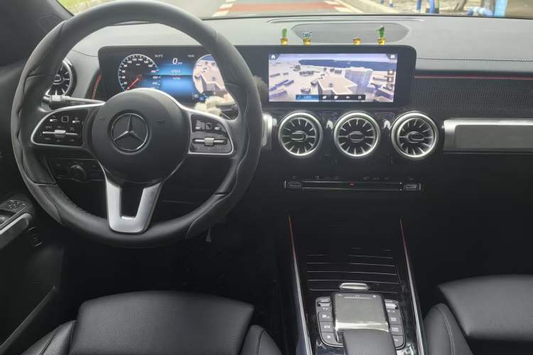 Used Mercedes-Benz GLB 2023 GLB 220 Fashion Model
