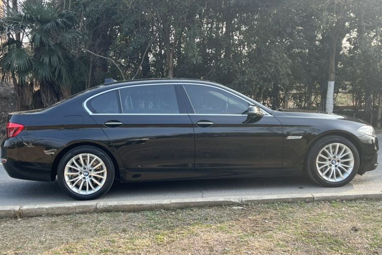 Used BMW 5 Series 2014 525Li Luxury Design Package
