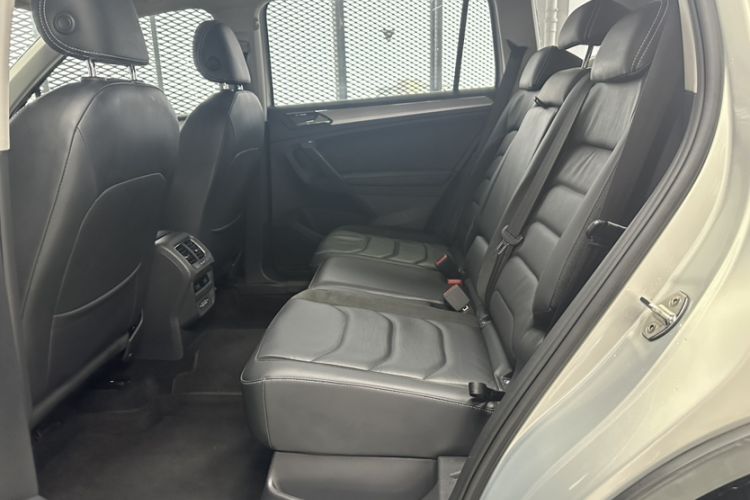 Used Volkswagen Tiguan L 2018 Revised Version 330TSI Automatic Two-Wheel Drive Comfort Edition