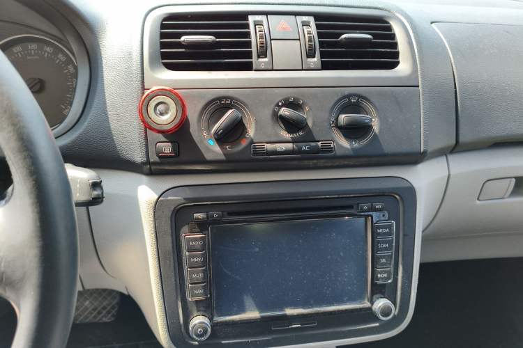 Used Skoda Fabia 2012 1.4L Automatic Crystal Edition
