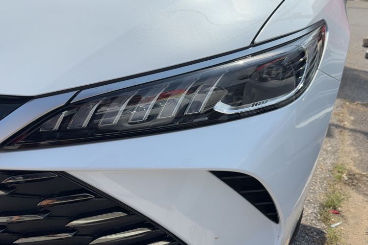 Used BYD Qin PLUS 2025 DM-i Smart Drive 55KM Leading Model
