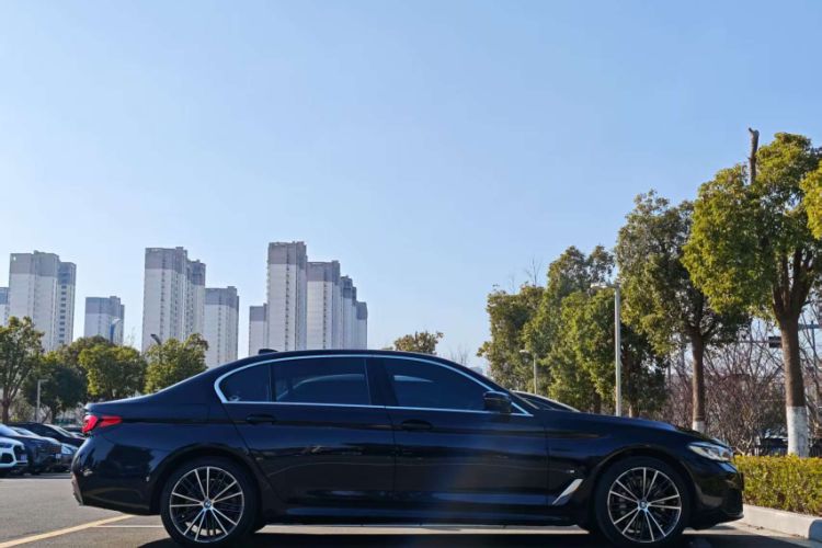 Used BMW 5 Series 2022 530Li Leading Model M Sport Package
