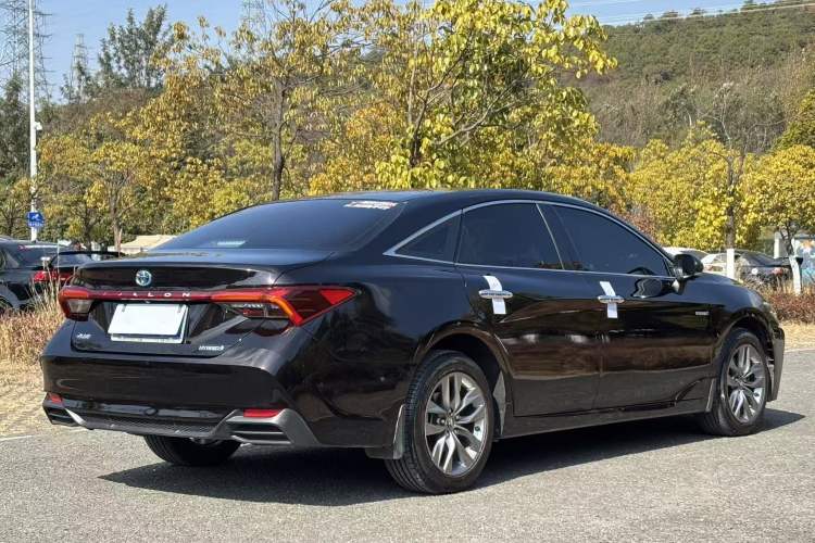 Used Toyota Avalon 2019 Dual-Engine 2.5L Luxury Edition China V Standard
