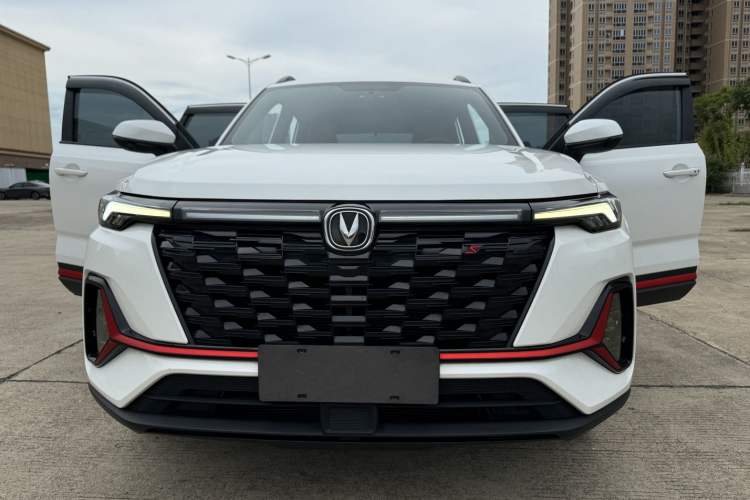 Used Changan CS35PLUS 2023 Enjoy Edition 1.4T DCT Luxury Model
