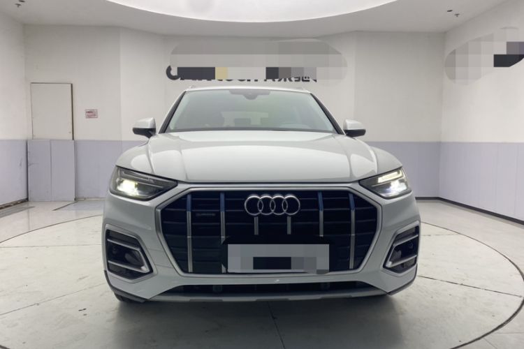 Used Audi Q5L 2022 40T Fashionable and Elegant Model
