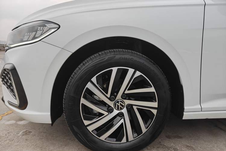 Used Volkswagen Lavida 2023 Revised Version 1.5L Automatic Starry Sky Edition – 5 Million Units