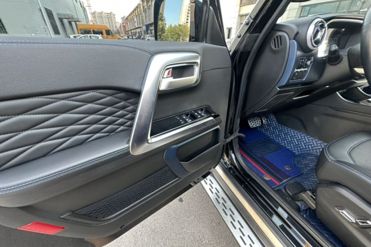 Used Beijing Auto BJ40 2020 2.0T Automatic Four-Wheel Drive Urban Hunter Edition Chivalrous Type