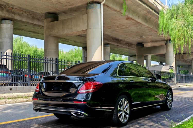 Used Mercedes-Benz E-Class 2020 E 260 L
