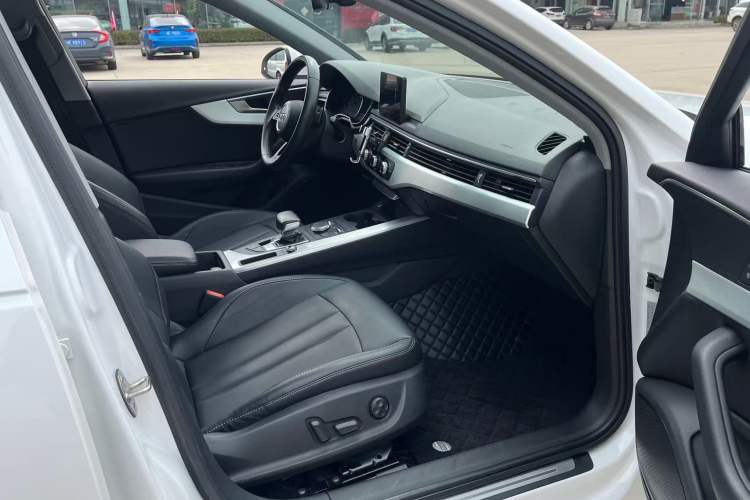 Used Audi A4L 2019 40 TFSI Ambition China VI