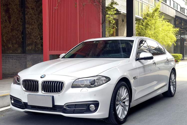 Used BMW 5 Series 2014 525Li Luxury Design Package

