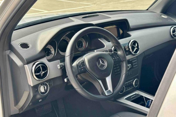 Used Mercedes-Benz GLK-Class 2014 GLK 260 4MATIC Dynamic Model