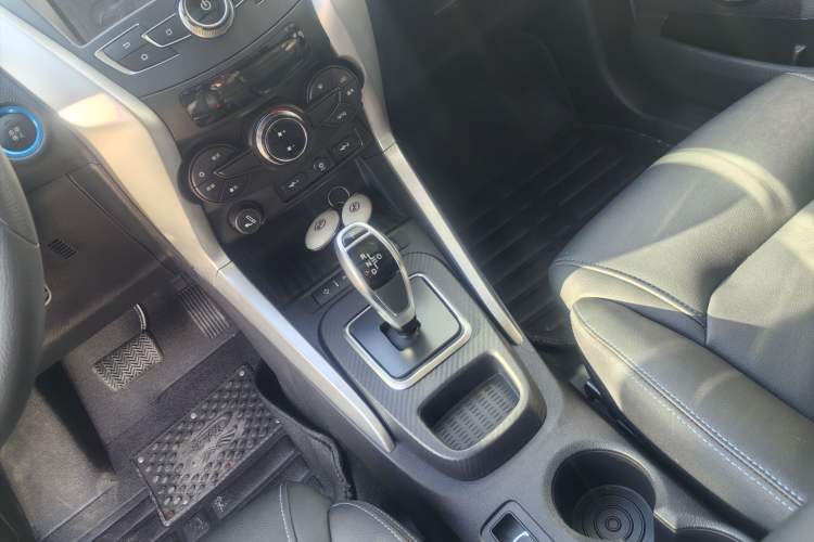 Used BYD Yuan New Energy 2019 EV360 Smart Connect Leading Model