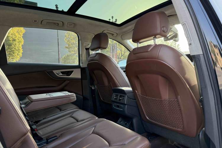 Used Audi Q7 2016 45 TFSI Technology Edition
