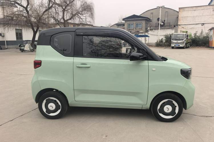 Used Wuling Hongguang MINIEV 2022 Macaron Premium Model – Lithium Iron Phosphate