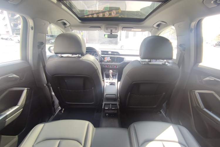 Used Audi Q3 2024 40 TFSI Fashion Dynamic Model
