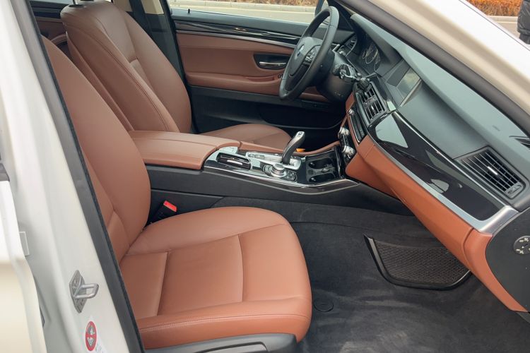 Used BMW 5 Series 2014 520Li Elegant Model