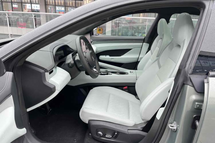 Used Zeekr 001 2024 WE Edition 100 kWh Rear-Drive